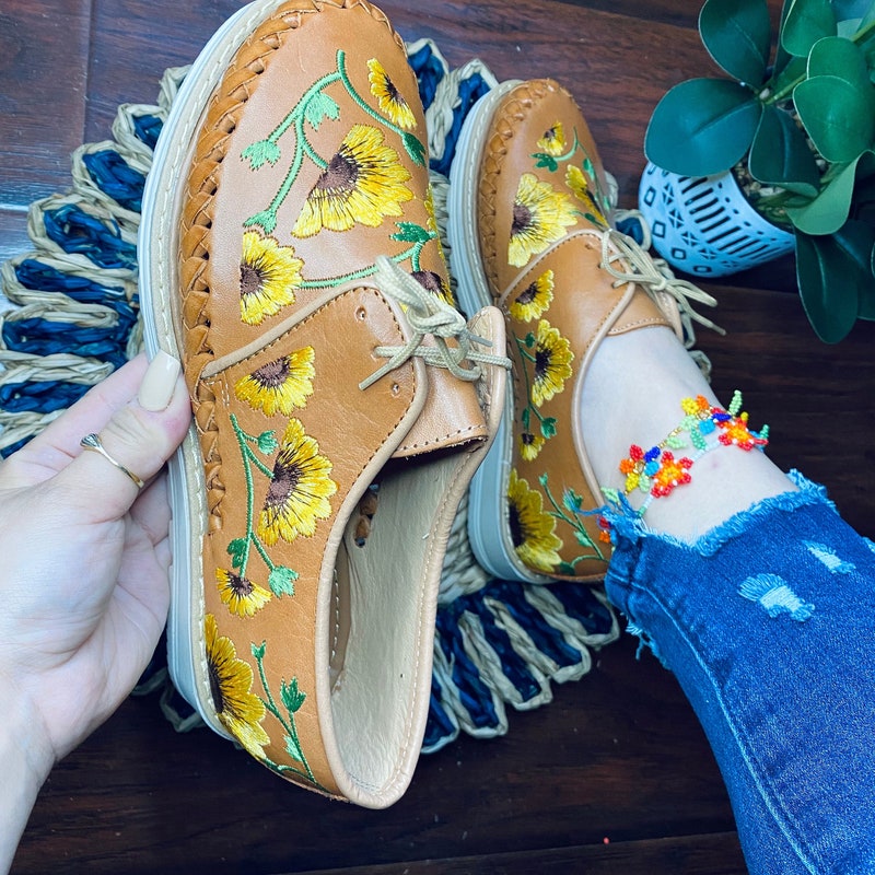 Artisanal Mexican Sandals Leather White/Yellow 603281 main image 0