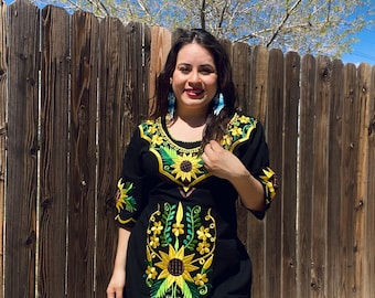 Black Sunflower dress. Mexican embroidered dress. Mexican traditional black dress. Mexican dress. Mexican bridesmaids dress.