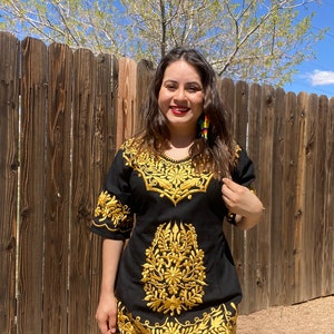 Mexican gold embroidered dress. Mexican traditional black dress. Handmade Mexican dress. Mexican bridesmaids dress . Mexican dress