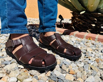 Handmade Leather Huaraches for Men: Traditional Mexican Sandals