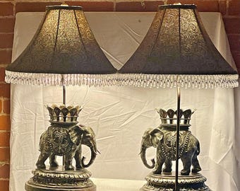 Wonderful Detailed Elephant Sculpture Table Lamp Silver Gilt Nickel Antique Finish Home Office Living Room Den Study Office Desk Decor 26"