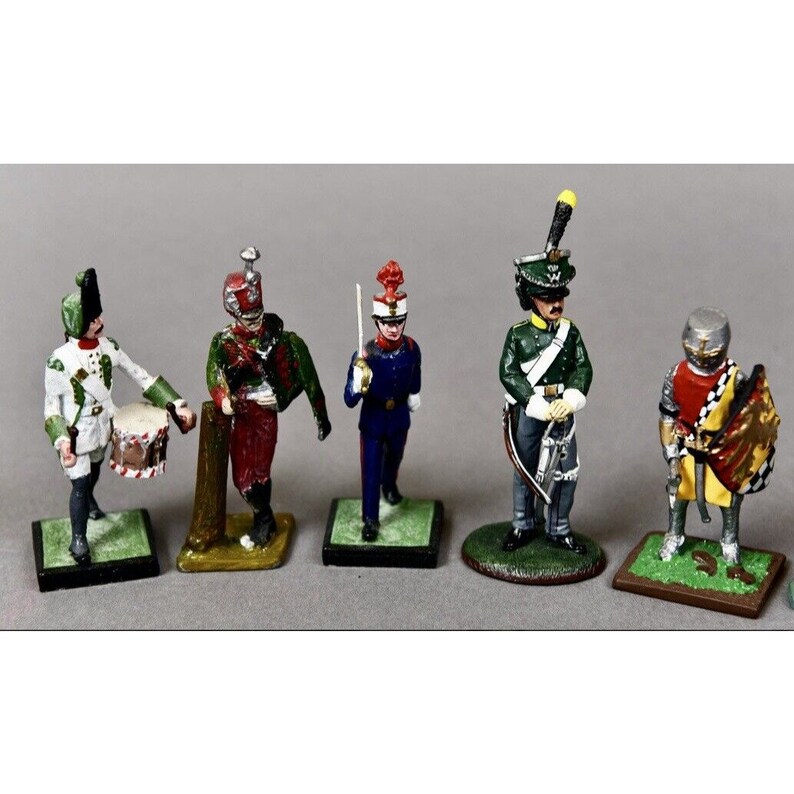 34 Piece Collectible Toys Soldiers Vintage Cast Iron Medieval Etsy