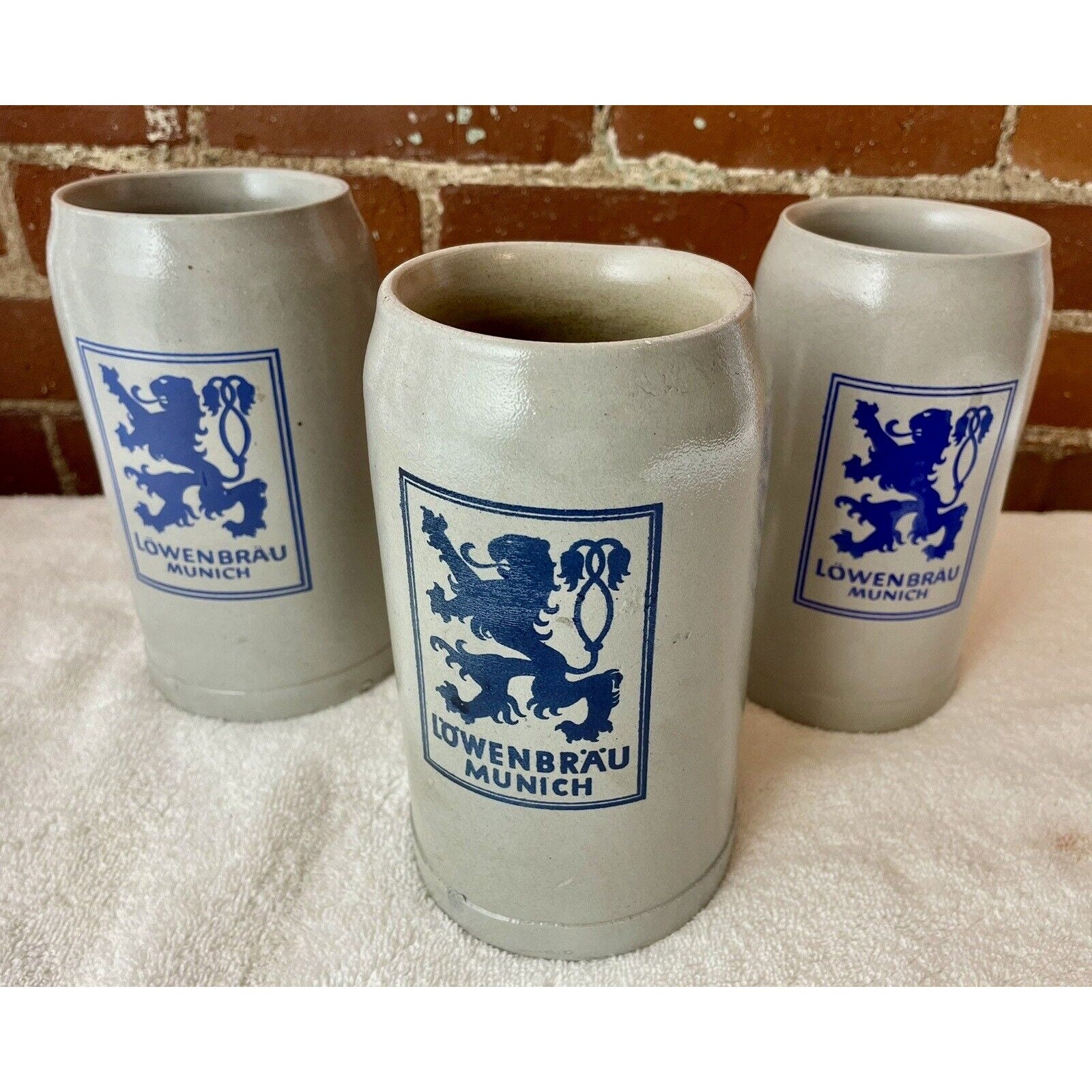 Löwenbräu beer mug 100 cl - Tankards - Oktoberfest - Themes