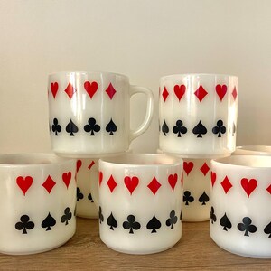 Conjunto de 8 canecas de café vintage Fire King com estampa de cartas