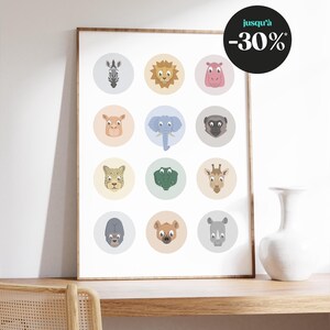 Poster mit Savannentieren – Poster fürs Kinderzimmer, sanfte Illustration afrikanischer Tiere, Wanddekoration für Babys oder kleine Abenteurer