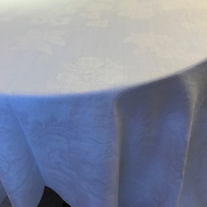 Gorgeous Antique 19th century very fine large white linen Damask dining tablecloth
