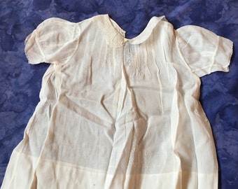 robe vintage des années 1960 pour bébé/bébé avec col brodé détail, coton blanc pur