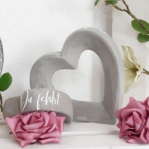 Beautiful heart-grave heart-grave decoration-Mother's Day-Father's Day-grave decoration-urn grave-Memorial Day-children's grave-heart made of cement-heart inscription-decoration-spring