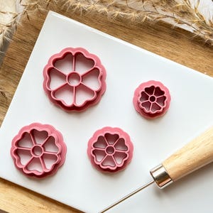 Flower Clay Cutter, Curved Petal Daisy Clay Cutter for Floral Clay Designs, 4 Sizes available, clay earring cutters, UK Made