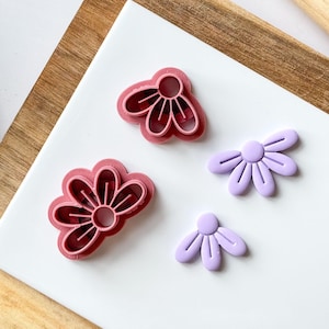 emporte-pièce Daisy (lot de 2) | 5 tailles disponibles | Parfait pour la fabrication de boucles d&#39;oreilles et l&#39;artisanat général en pâte polymère | Fabriqué au Royaume-Uni.