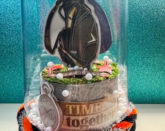 GOLF & Tee Gift, Golf Ball Cloche, Decor For Office Man Cave, Gift For Anyone, Gift for Golf Dad, Golf Fanatic Present, Golf Lover Present
