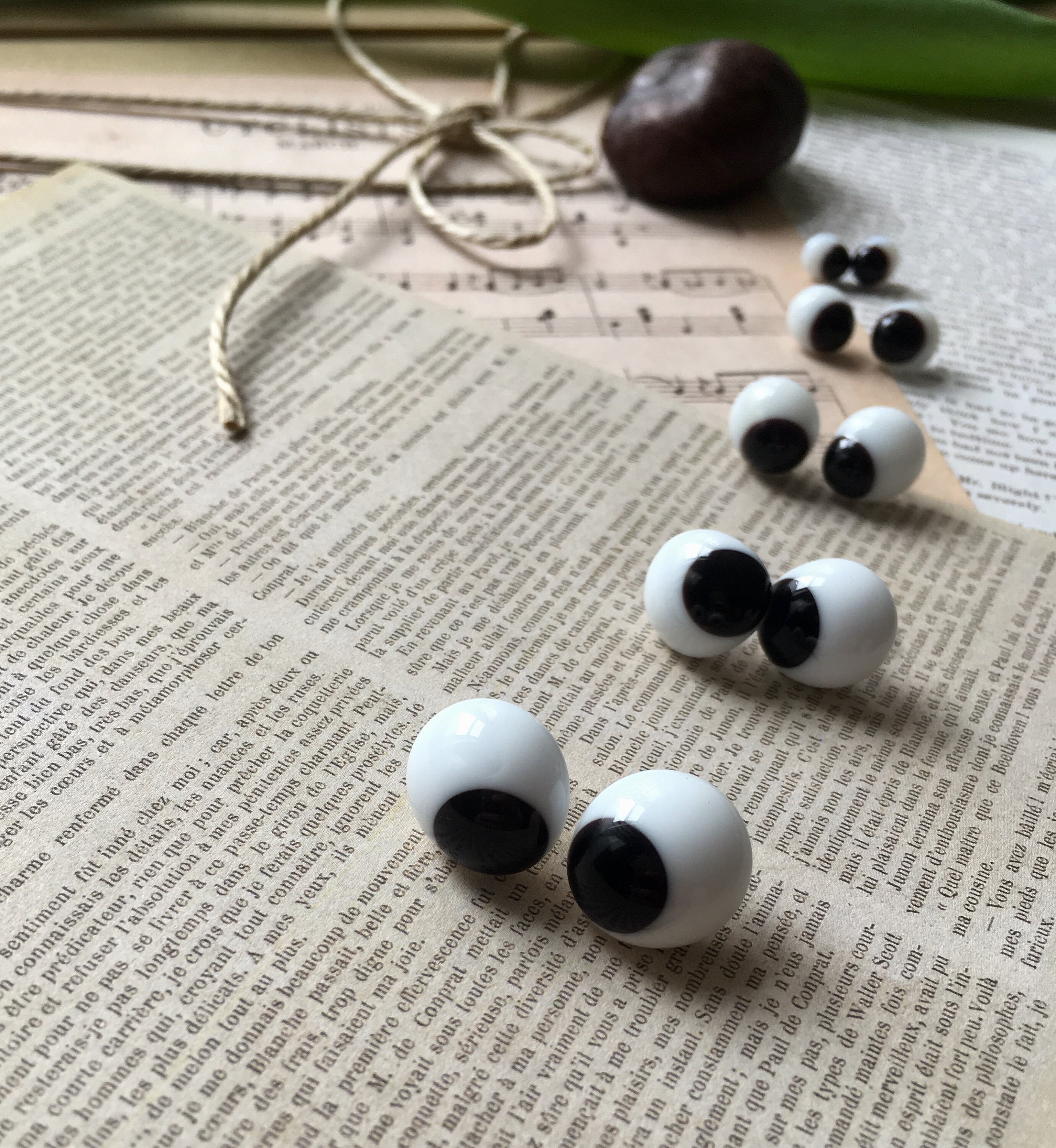 1 PAIR of Brown Plastic Safety Eyes for Teddy and Memory Bears, Knitted,  Felted and Textile Toys 