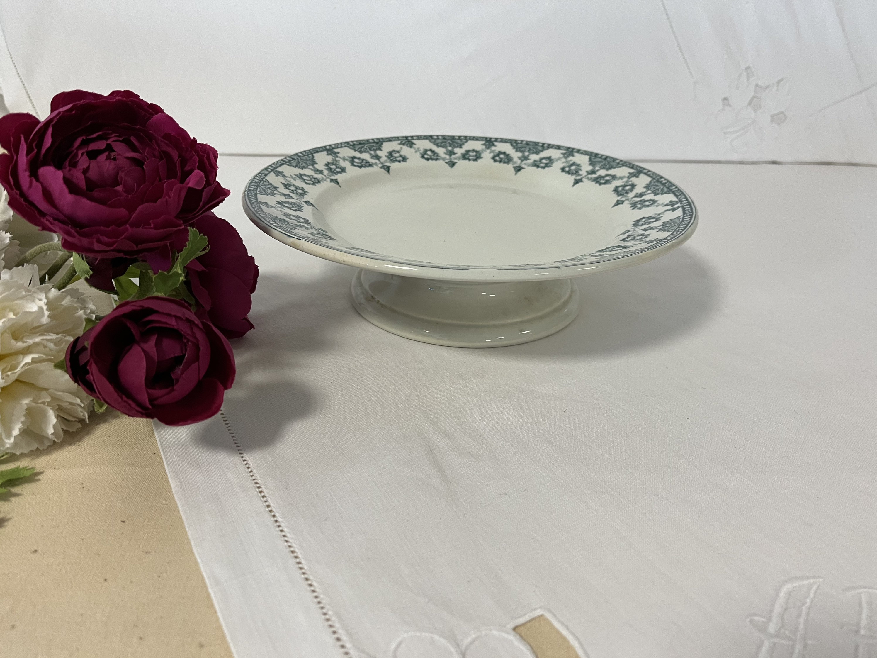 Plat Serviteur Piédouche Coupe sur Pied Ancienne Terre de Fer Modèle Normand La Manufacture Français