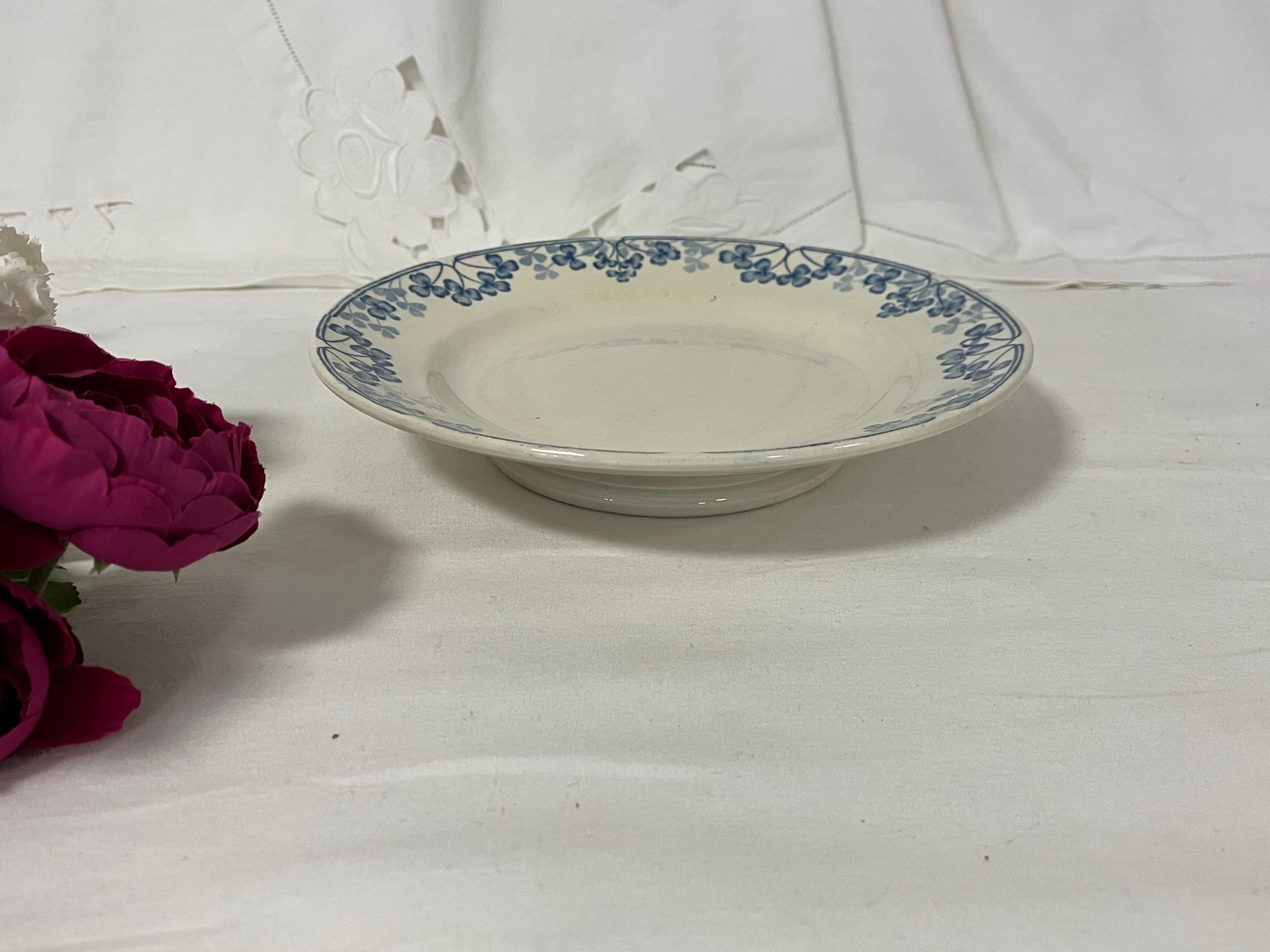 Plat Serviteur sur Piédouche Coupe Pied Ancienne Terre de Fer Modèle Vichy La Manufacture Française