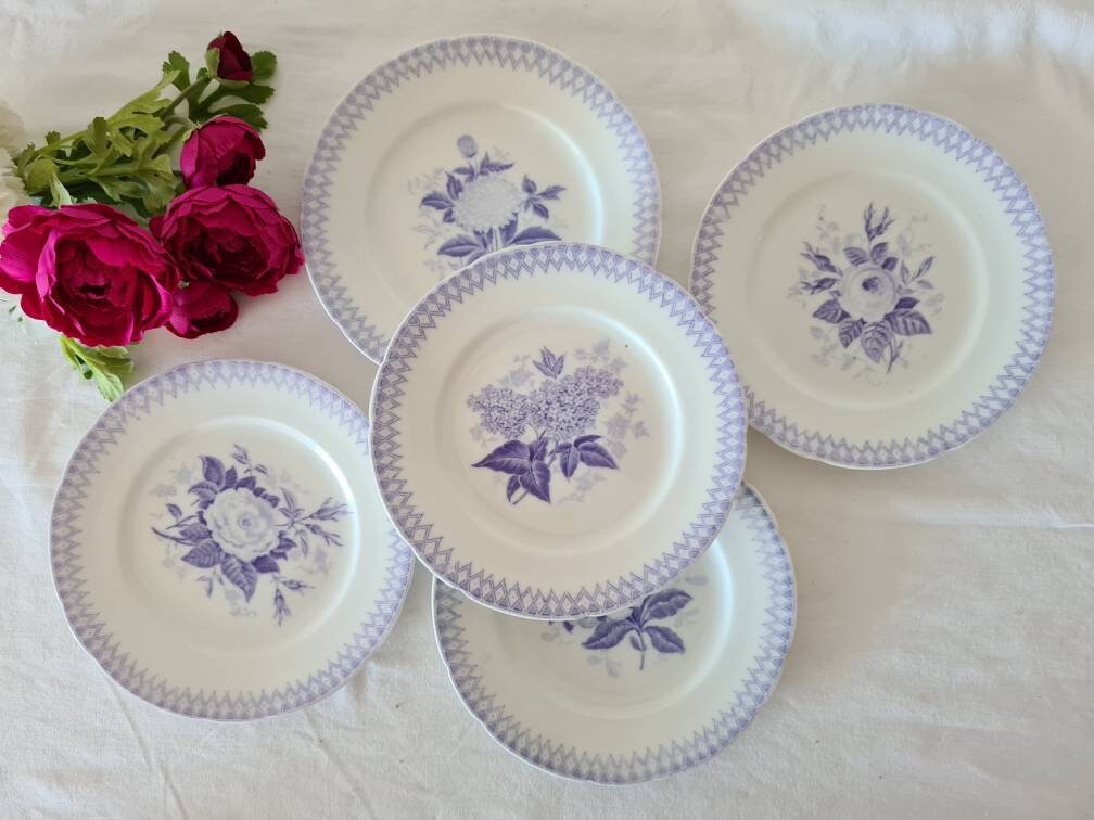 Assiettes à Dessert Anciennes X5 Modèle Floral Violet de Manufacture Française