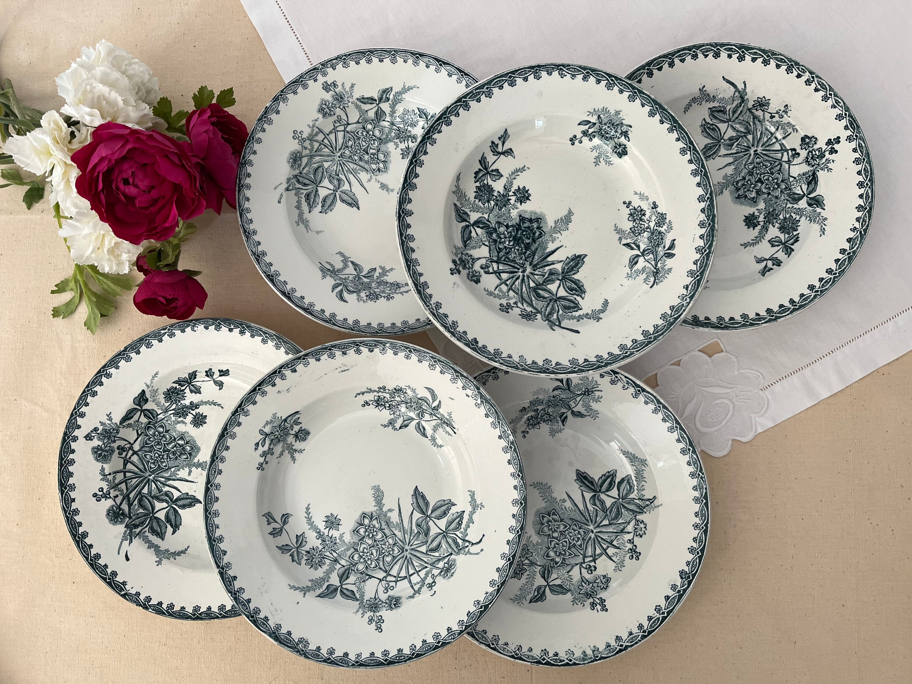 Assiettes Creuses Anciennes X6 en Terre de Fer Modèle Margot La Manufacture Française Saint Amand