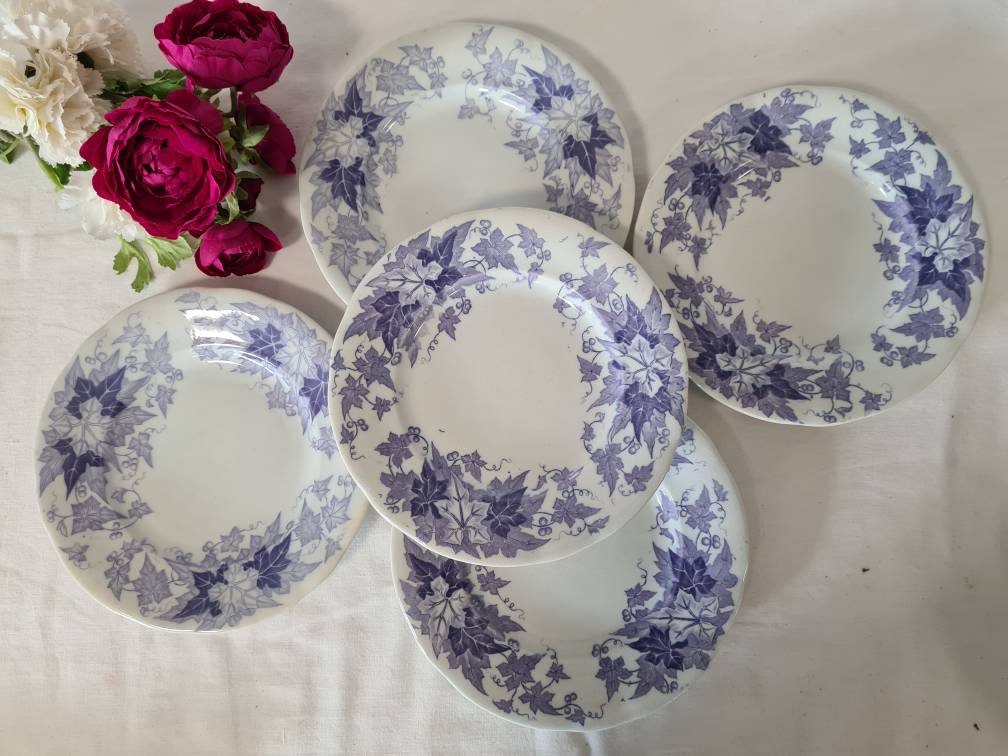 Assiettes à Dessert X5 Anciennes en Terre de Fer Mauve Modèle Bryonia La Manufacture Française Sarre