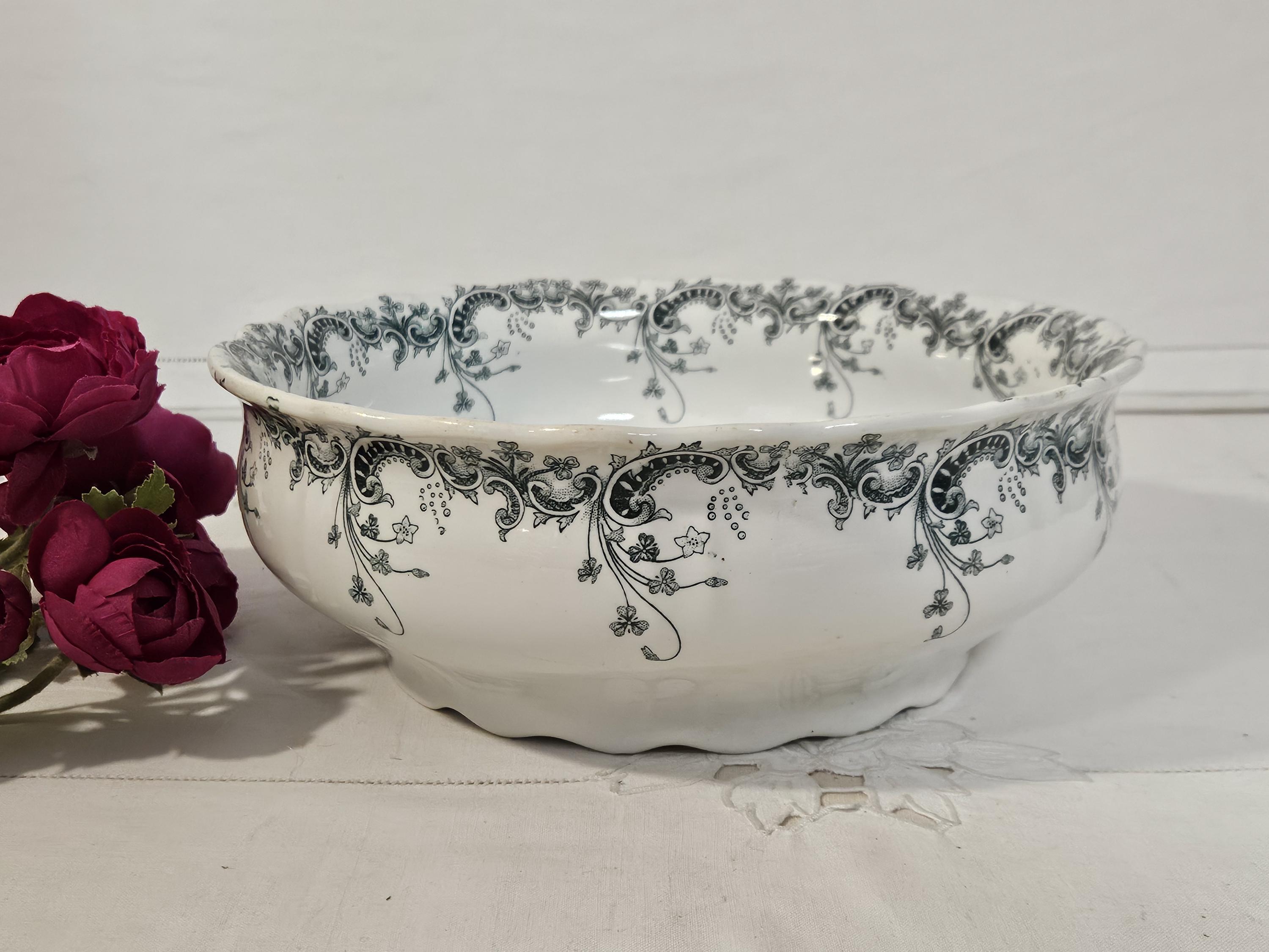 Ancien Saladier En Porcelaine Signée Sarreguemines Modèle BEAULIEU