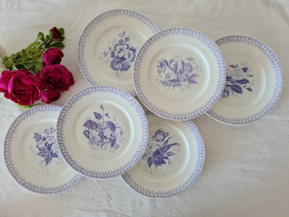 Assiettes à Dessert Anciennes X6 Modèle Floral Violet de Manufacture Française