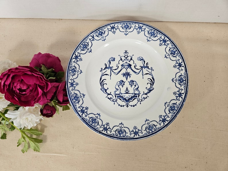 Plat serviteur sur piédouche coupe sur pied ancienne terre de fer