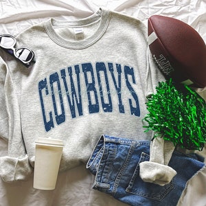 Cowboys Crewneck // dallas cowboys, cowboys Shirt, cowboys sweatshirt, Dallas sweatshirt, cute cowboys shirt, NFL apparel