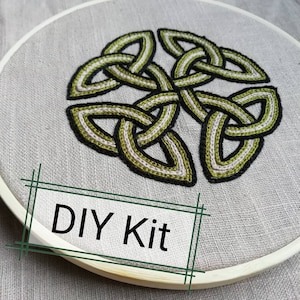 Celtic Knot Embroidery Art (DIY Kit)