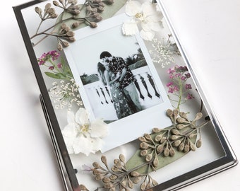 Pressed Flower Frame with Photo | Anniversary Gift | Gift for Her or Him | | Best Friend Gift | Graduation Gift  | Valentine’s Gift