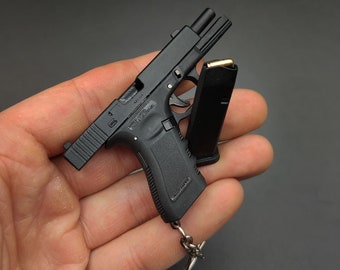 Mini Gun Glock 17 - Glock 34 of Beretta als sleutelhanger