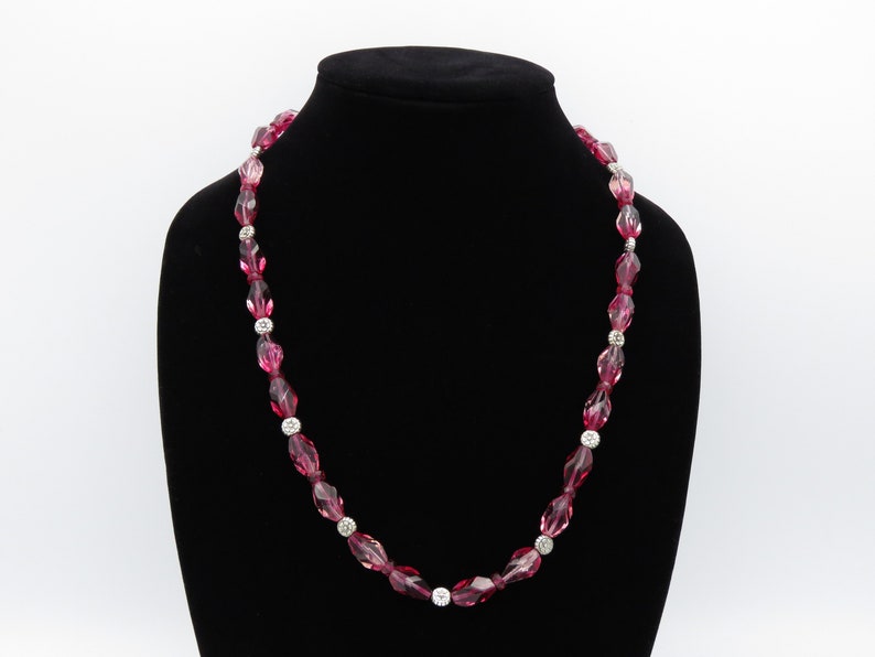 Pink glass /& silver flower beaded necklace