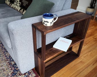 Stolik kawowy w stylu Mid Century Modern - Stolik boczny z czarnego orzecha - Ręcznie robiona drewniana szafka nocna - Minimalistyczny stolik pomocniczy - Meble z litego drewna - Rzemieślnik