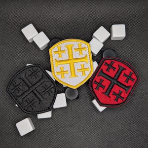 Parche con el escudo de la cruz de Jerusalén