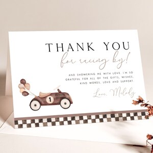 Sjabloon voor bedankkaart babyshower raceauto, vintage raceauto bedankkaart bedankkaartje babyshower bewerkbare sjabloon tentkaart, R9 R7