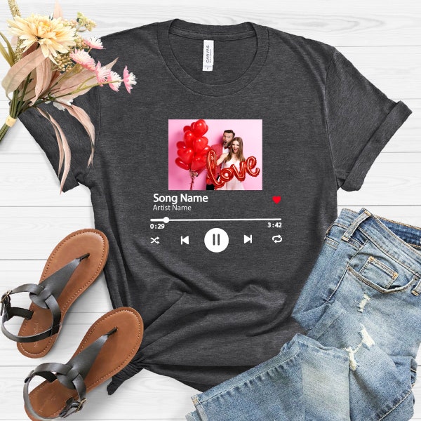 Benutzerdefinierter Lieblingssong mit Musik-Player und Foto, benutzerdefiniertes Künstlernamen-Shirt, benutzerdefiniertes Song-T-Shirt, benutzerdefinierter Lieblingskünstler, benutzerdefinierter Valentinstag