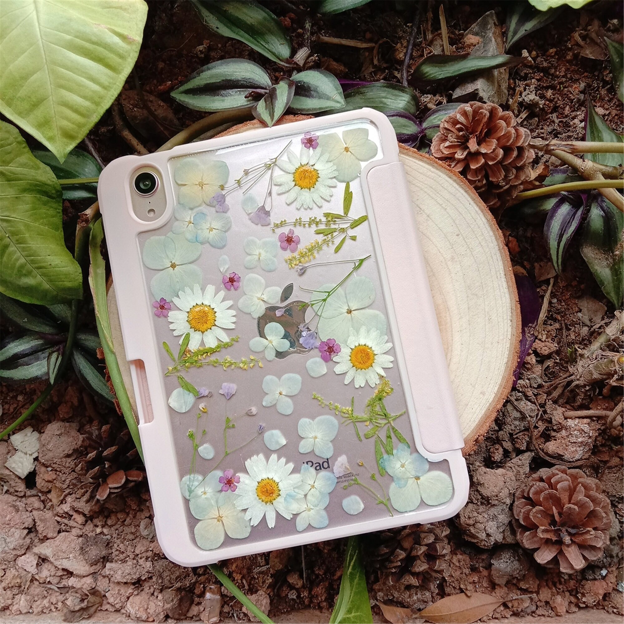 Real flower iPad case with pencil holder,iPad case cute iPad air 5 new iPad case 9 generation new iPad air 2022 iPad iPad mini 6 2021 case