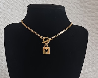 Golden Stainless Steel Toggle Clasp Necklace with Heart Lock