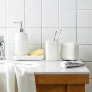 QL DESIGN 4-Pieces Bathroom Accessory Set Hight Quality Polyresin Ensemble-Lotion Dispenser/Toothbrush Holder/Cotton Jar/Soap Dish