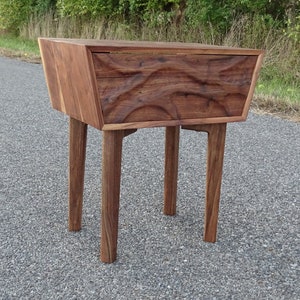 The Marie End Table