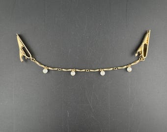 Clips de protection pour pull vintage - Chaîne texturée dorée et perle d'imitation - Mode Mid-Century - Sangles de taille