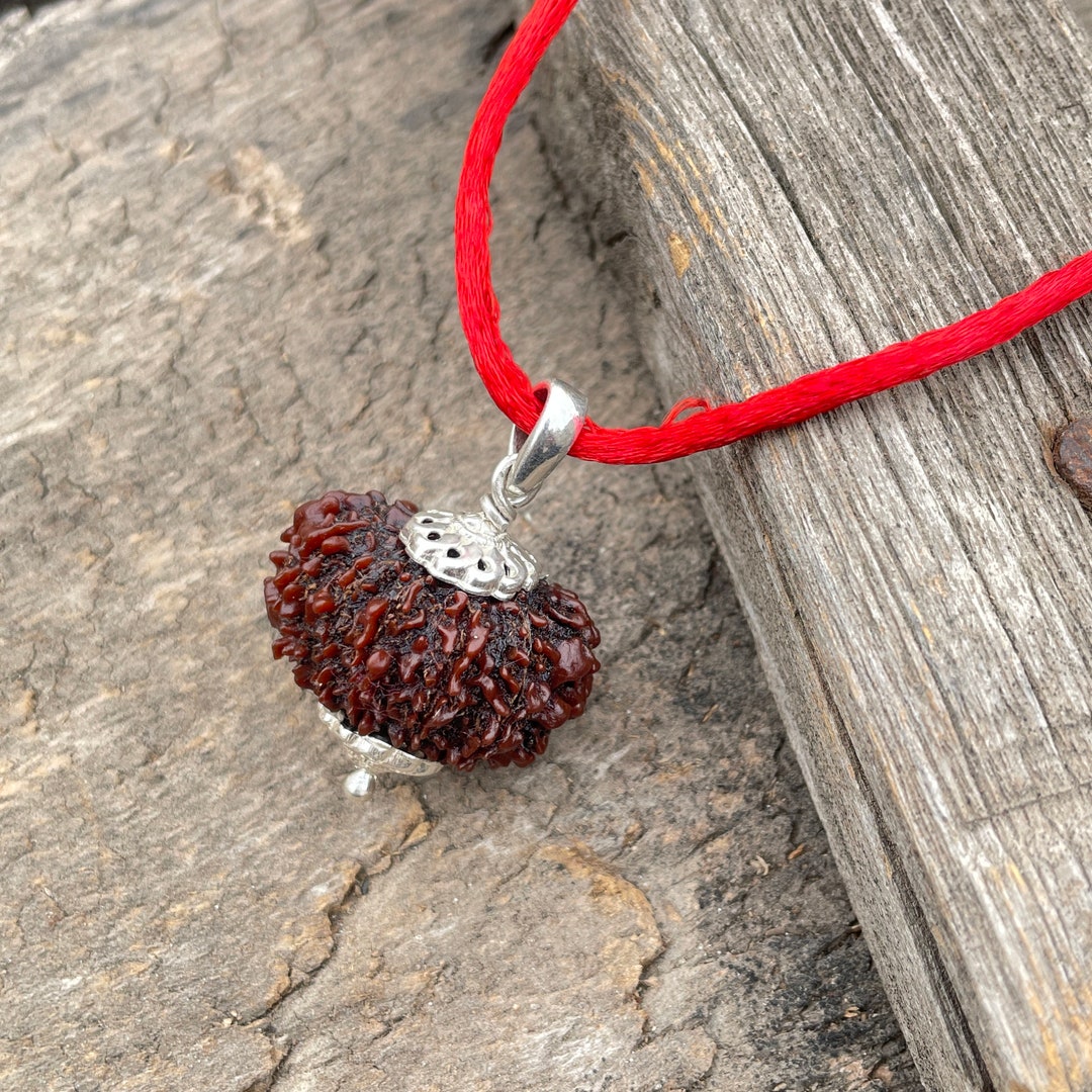 Thread Rudraksh 12 Mukhi Rudraksha Nepali Rudraksha in Red Thread With Pure Silver ...
