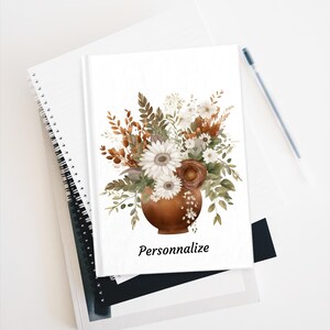 Diario tipo libro con ramo de flores boho: opción de tapa dura en blanco sin líneas para personalizar.
