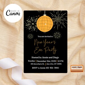 Puede incluir: Invitaci&oacute;n a una fiesta de Nochevieja en negro y dorado con una bola de discoteca y fuegos artificiales. La invitaci&oacute;n incluye el texto "You are invited to New Year's Eve Party", "Hosted by Annie and Diego", "Sunday | December 31st, 2023 | 10 PM", "123 Anywhere St. | Any City. ST 12345", y "RSVP to Annie 123-456-7890".