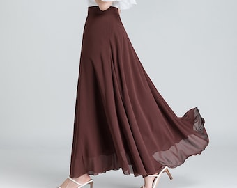 Gonna lunga in chiffon: gonna svasata a vita alta a trapezio