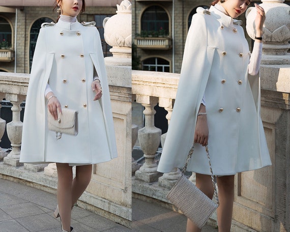 manteau cape blanc