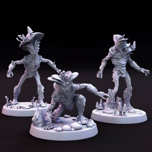 Myconid Watcher Miniature, Mushroom Folk Miniature, Mini Monster Mayhem, TTRPG mini, Dnd, Pathfinder, Resin Miniature, 3D printed mini