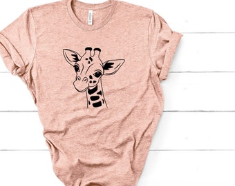 TeeZaa Giraffe T Shirt Giraffe Color T-Shirt Design for You and Your Family 