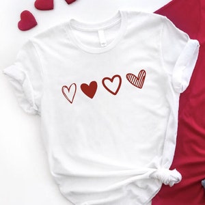 Cute Love Shirt, Valentines Day Shirt, Lover Shirt, Couple Gift Shirt, Heart Lover Gift Tee, Valentines Day Shirt for Women, Valentine Shirt