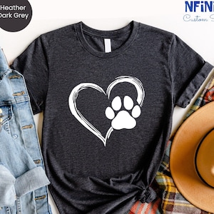 Vet Tech Week Gift For Veterinary Tech, Custom Vet Tech Shirts, Vet Assistant Shirt,  Heart Paw T-shirt, Veterinarian Shirt, Paw Print Shirt