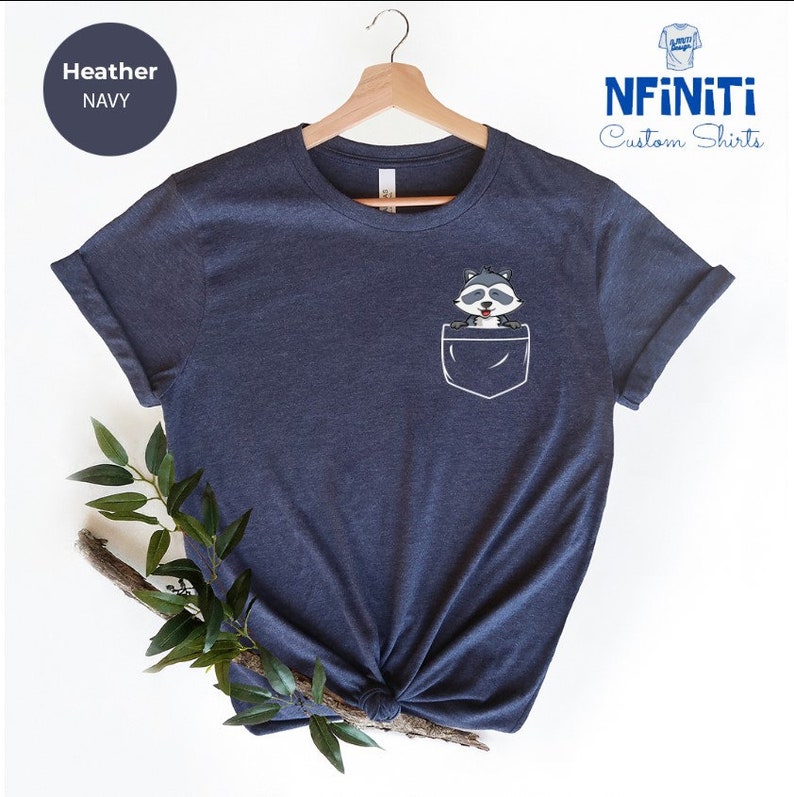 Racoon Lover Shirt, Pocket Shirt Cute Racoon Shirt, Racoon Pocket Shirt, Minimal Shirt, Racoon Shirt, Funny Animal Shirt, Gift Shirt 画像 4