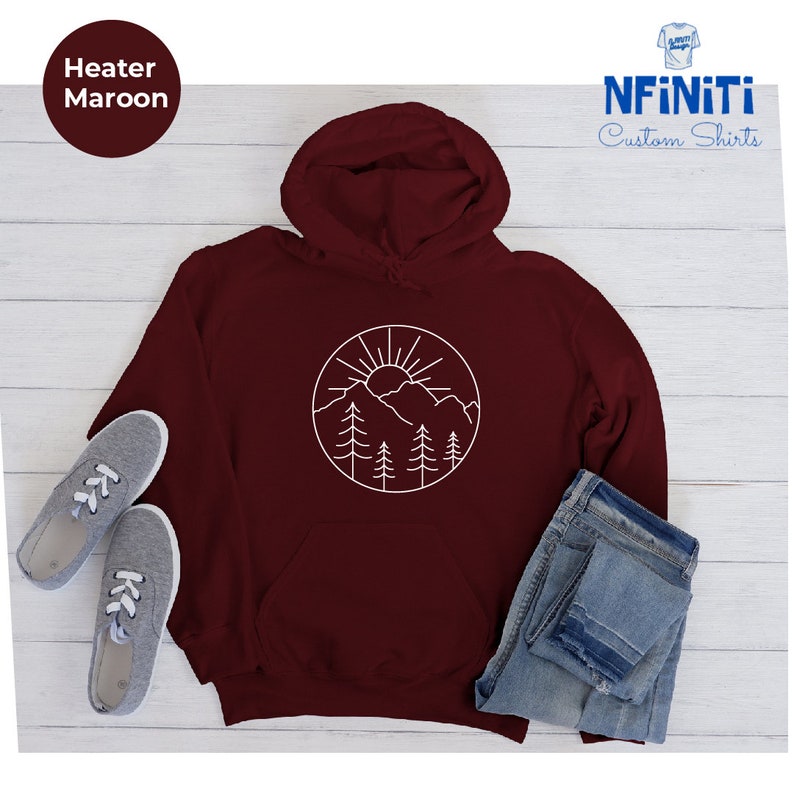 Mountain Adventure Sweatshirt: Nature Hiker Gift Bild 8
