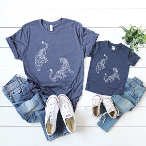 Tiger Shirt, Women&#39;s Tiger Shirt, Men&#39;s Tiger Shirt, Easy Tiger Shirt, Chinese Tiger Art Tee, Aesthetic Tiger Shirt, Get Em Tiger Shirt